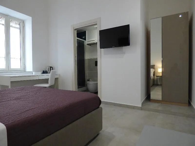 Villa B&B Monteoliveto 33 Naples Italy