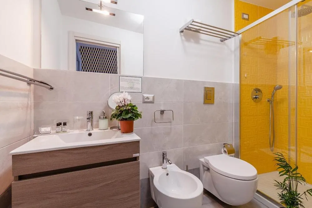 B&B Monteoliveto 33 Naples Italy