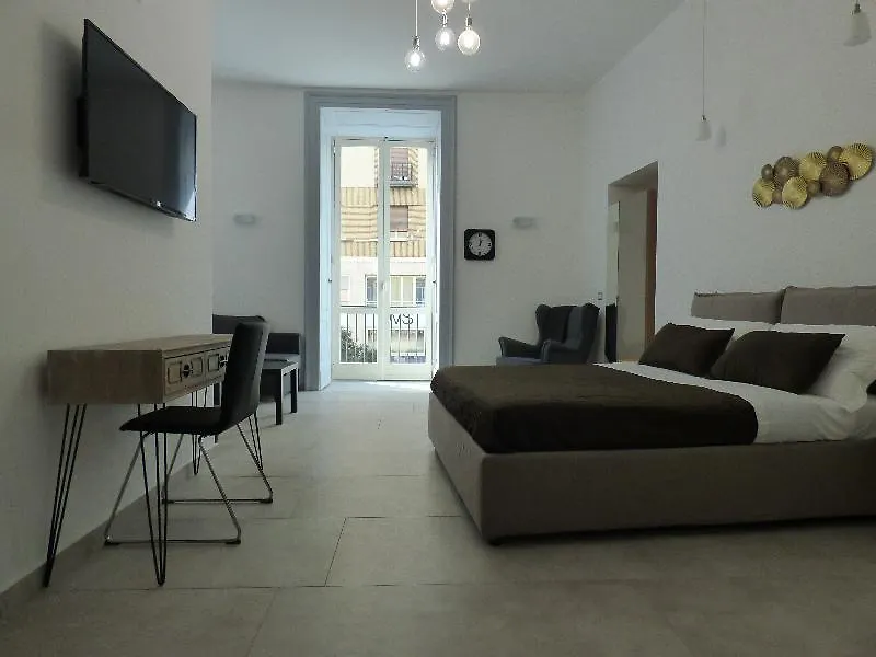 Villa B&B Monteoliveto 33 Naples